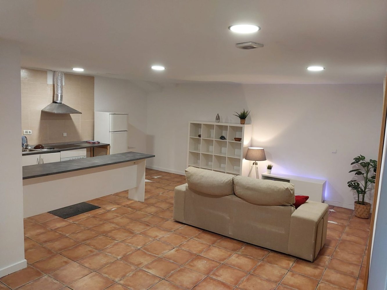 Imóvel comercial em Chartered Community of Navarre, Spain 70 m² N.º 248210