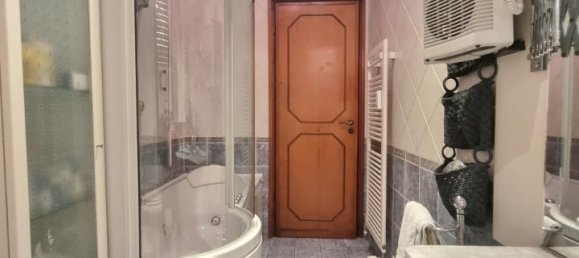 Apartamento de 6 habitaciónes en Empoli, Italy No. 33019 13