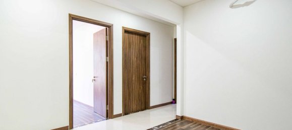 3 bedrooms Apartment in District 10, Vietnam No. 18214 8