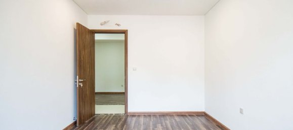 3 bedrooms Apartment in District 10, Vietnam No. 18214 9