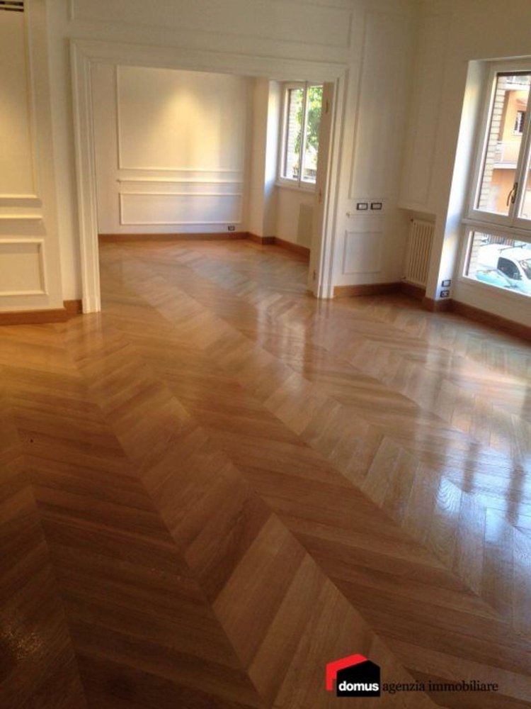 6 Schlafzimmer Wohnung in Thiene, Italy, Nr. 363604