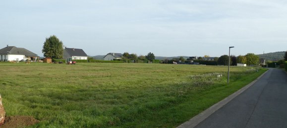 Terreno en Saint-Marceau, France No. 83341 2