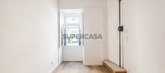 2 Schlafzimmer Wohnung in Lisbon, Portugal, Nr. 159742 3