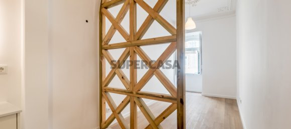 2 Schlafzimmer Wohnung in Lisbon, Portugal, Nr. 159742 9