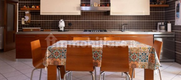 2 Schlafzimmer Wohnung in Nocera Superiore, Italy, Nr. 298640 6