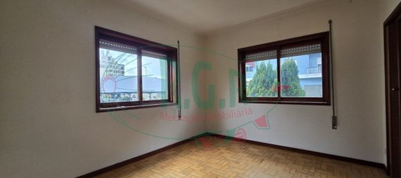 1 bedroom Warehouse in Gondomar, Portugal No. 11691 8