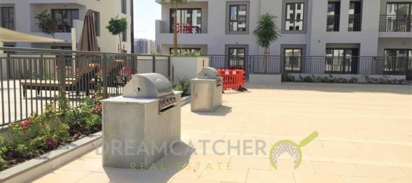 Apartamento T3 em Town Square, UAE N.º 735 2