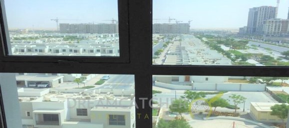 Apartamento T3 em Town Square, UAE N.º 735 10