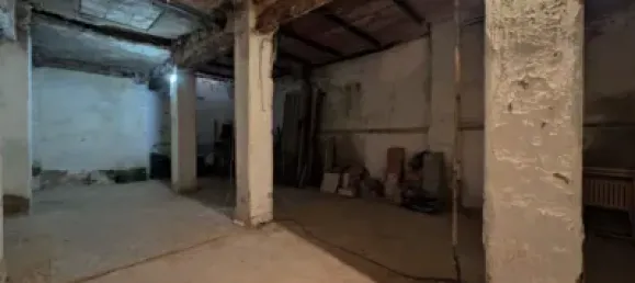 135m² Commercial property in Zaragoza, Spain No. 172476 3