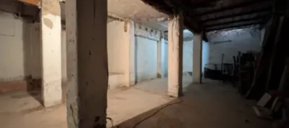 135m² Commercial property in Zaragoza, Spain No. 172476 2