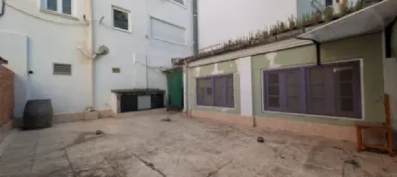 135m² Commercial property in Zaragoza, Spain No. 172476 4