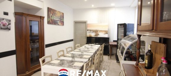 2غرفة عقار تجاري في Bisuschio, Italy رقم 262512 10