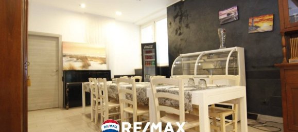 2غرفة عقار تجاري في Bisuschio, Italy رقم 262512 12