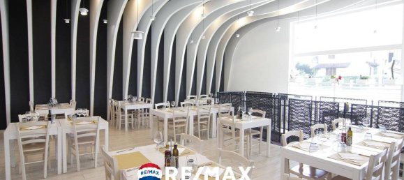 2غرفة عقار تجاري في Bisuschio, Italy رقم 262512 3