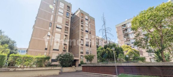 2 Schlafzimmer Wohnung in Rome, Italy, Nr. 284878 2