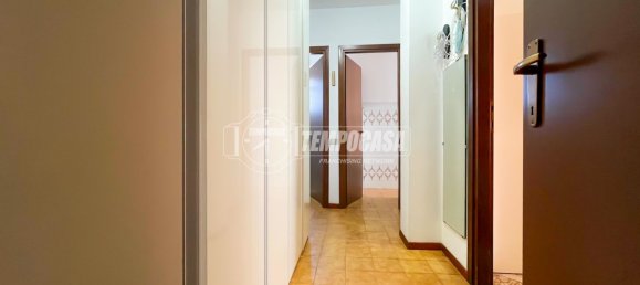 3 غرف نوم شقة في San Donato Milanese, Italy رقم 24828 16