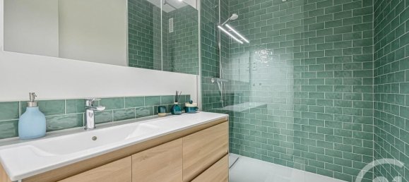 Apartamento de 3 dormitorios en Boulogne-Billancourt, France No. 186080 4