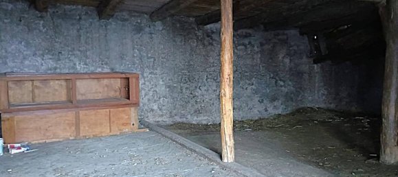 8 rooms House in Usseaux, Italy No. 62850 10