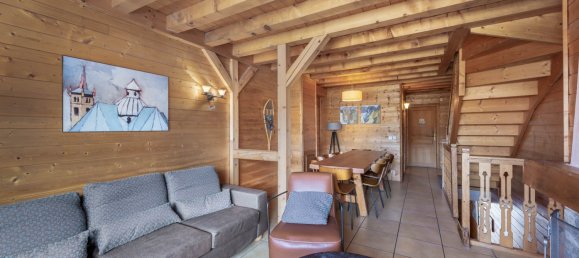 3 bedrooms Apartment in Les Belleville, France No. 1353 2