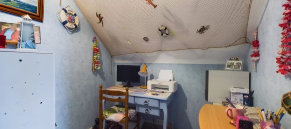 4 bedrooms House in Anglure, France No. 155112 24