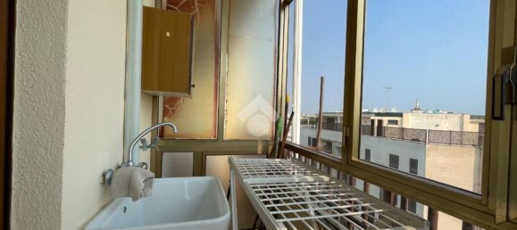 Квартира с 3 спальнями в Лечче, Италия № 314246 15