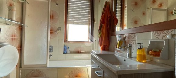 Квартира с 3 спальнями в Лечче, Италия № 314246 22