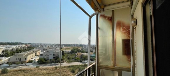 Квартира с 3 спальнями в Лечче, Италия № 314246 9