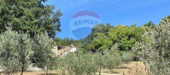 7 rooms House in Serra San Quirico, Italy No. 1802 2