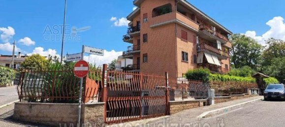 5 rooms Apartment in Rome, Italy No. 290164 19