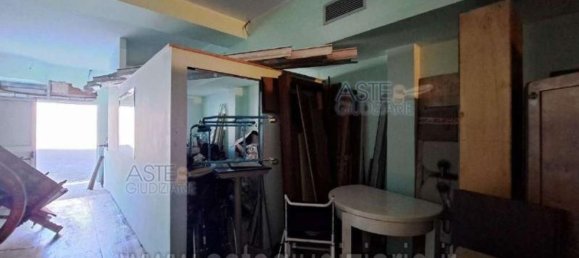 5 rooms Apartment in Rome, Italy No. 290164 18