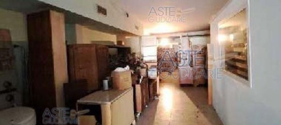 5 rooms Apartment in Rome, Italy No. 290164 6