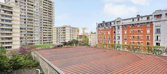 2 bedrooms Apartment in Aubervilliers, France No. 184848 12
