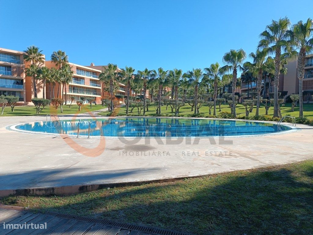 2 bedrooms Apartment in Guia, Portugal No. 107215