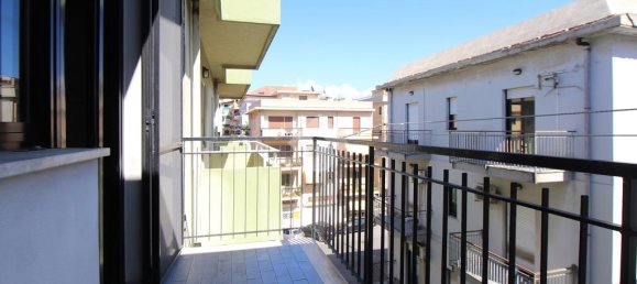 Квартира с 3 спальнями в Вилла Сан Джованни, Италия № 283725 28