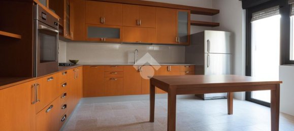 Квартира с 3 спальнями в Вилла Сан Джованни, Италия № 283725 38