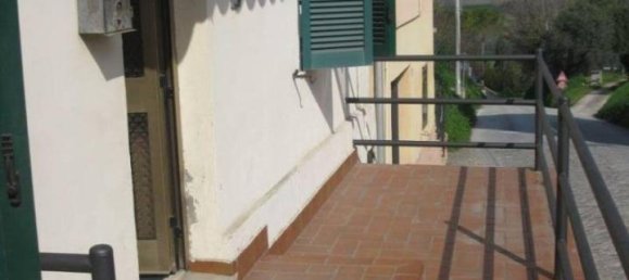 5 rooms Apartment in Osimo, Italy No. 151544 9