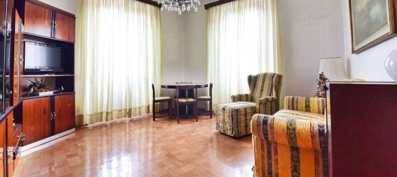 1 bedroom Apartment in Milan, Italy No. 358863 2