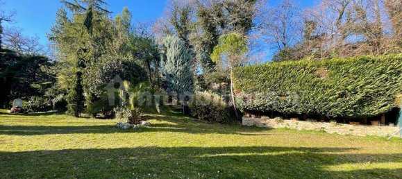 2 Schlafzimmer Haus in Petriolo, Italy, Nr. 145520 8