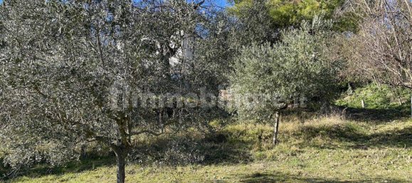 2 Schlafzimmer Haus in Petriolo, Italy, Nr. 145520 12