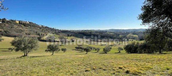 2 Schlafzimmer Haus in Petriolo, Italy, Nr. 145520 10