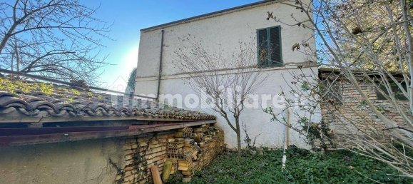 2 Schlafzimmer Haus in Petriolo, Italy, Nr. 145520 18