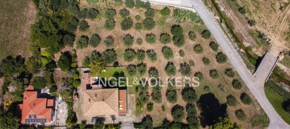 4 bedrooms Villa in Giulianova, Italy No. 357104 20