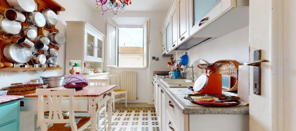 2 Schlafzimmer Wohnung in Viareggio, Italy, Nr. 234546 5