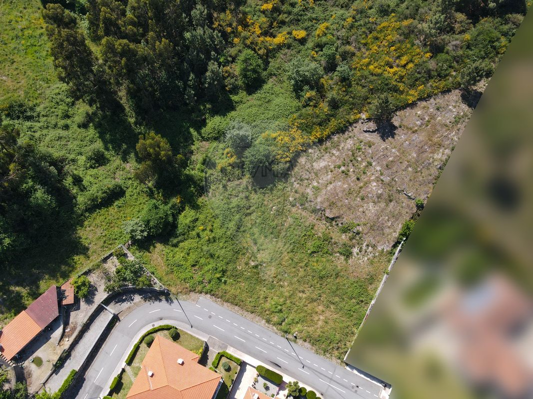 Terreno em Marco de Canaveses, Portugal 1950 m² N.º 43126