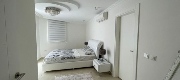 Penthouse 3+1 in Cikcilli, Turkey No. 4032 27