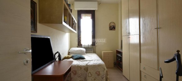 4-salle Appartement à Osimo, Italy No. 151564 15