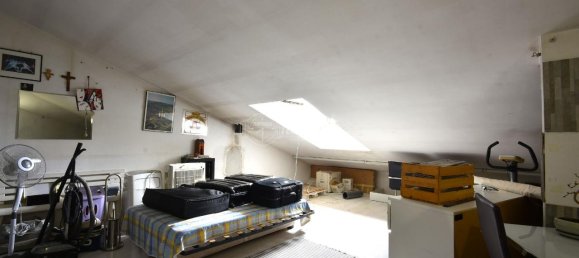 4-salle Appartement à Osimo, Italy No. 151564 21