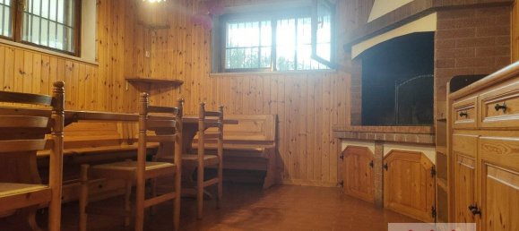 3 bedrooms Villa in Creazzo, Italy No. 331078 22