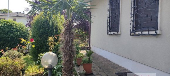 3 bedrooms Villa in Creazzo, Italy No. 331078 6