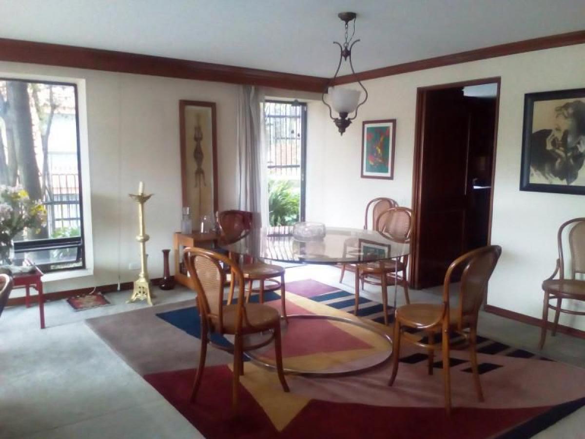 3 bedrooms House in Bogota, Colombia No. 10311